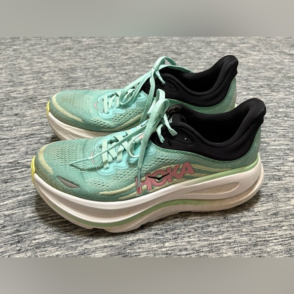 Hoka Shoes - Hoka Bondi 9 Ladies size 8B Running Shoes